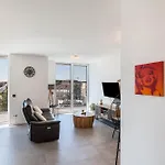 Modern, Cityview, Penthouse Yiwoo * Гисен